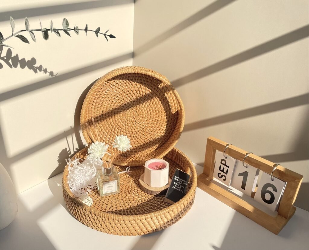 Round Rattan Serving Tray with Handles, Natural Wicker Decorative Trays 