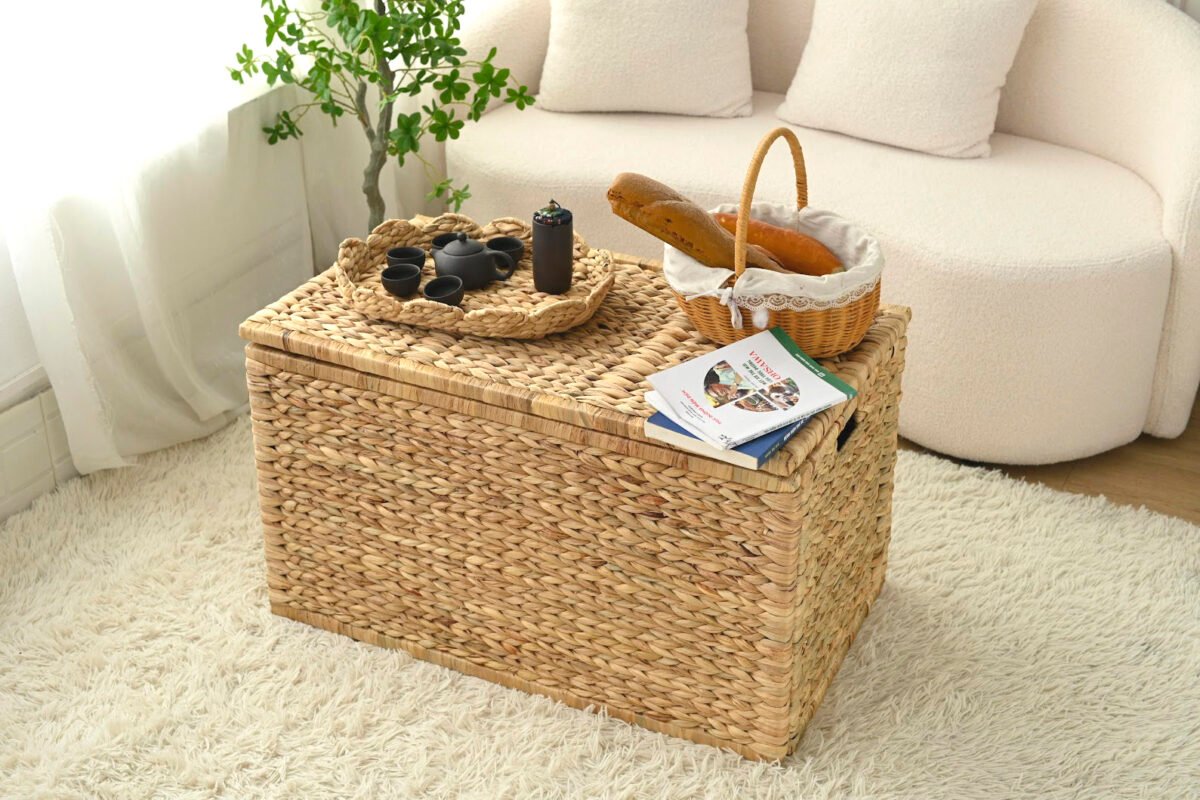 Large Woven Wicker Storage Trunk with Lid Homdecor