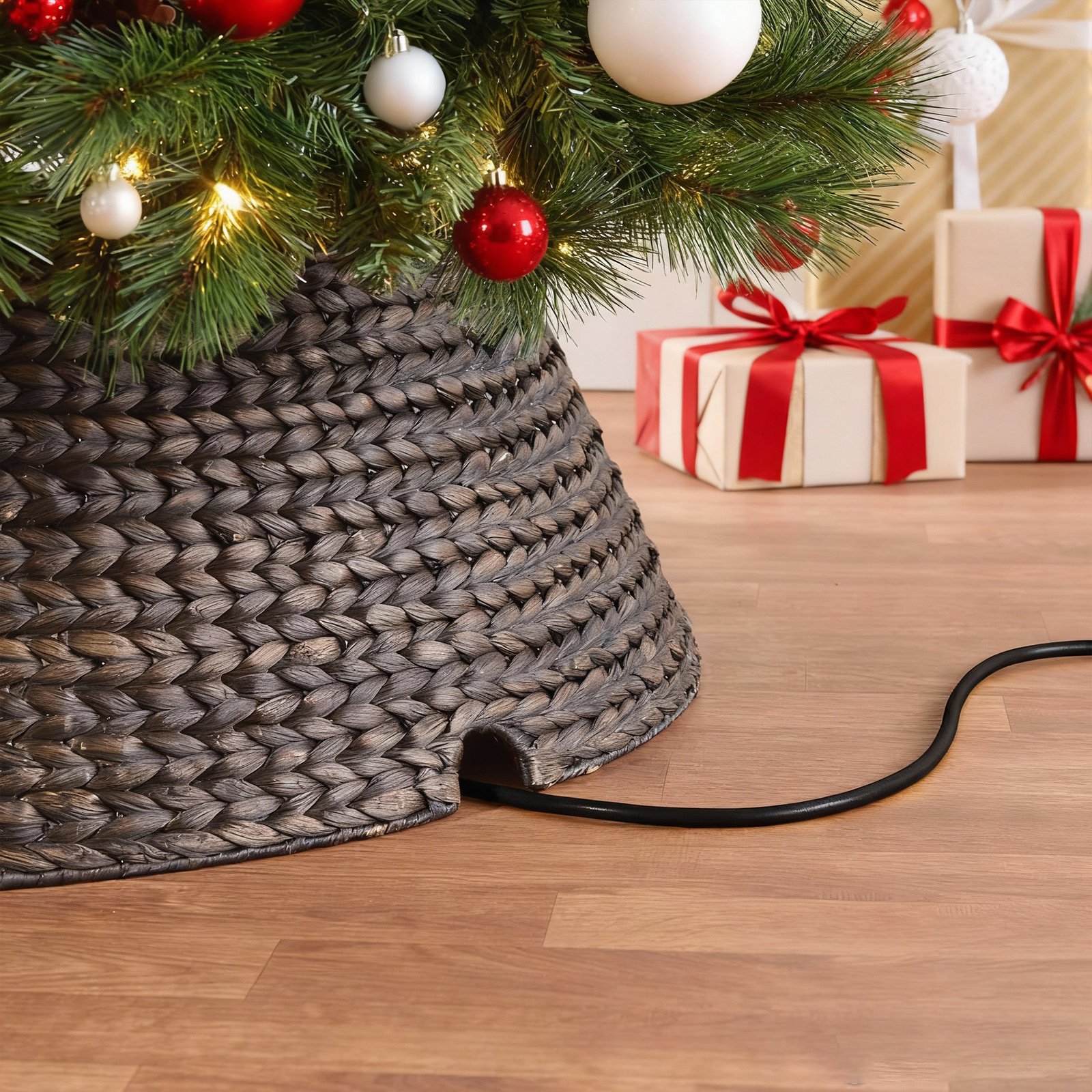 Christmas Tree Collar Wicker Espresso